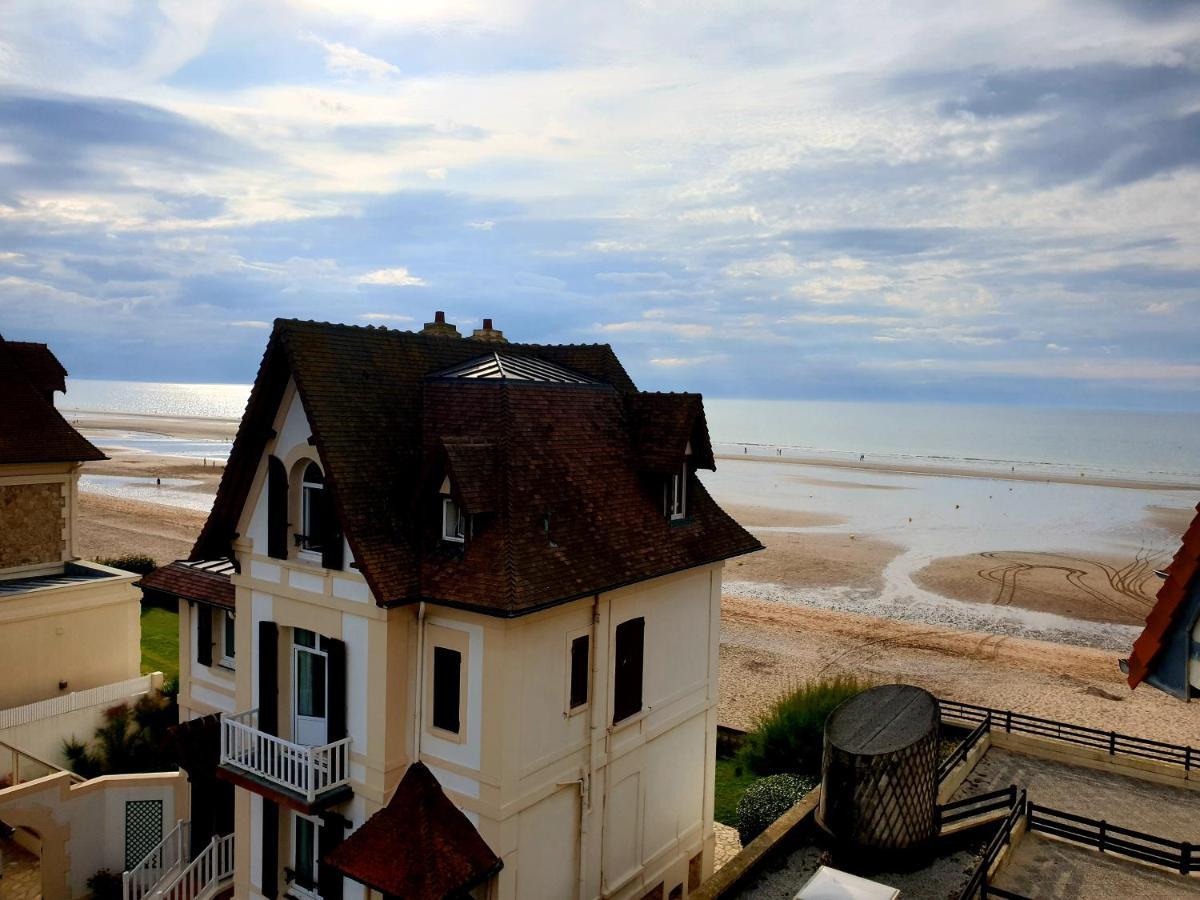 M2M Studio Magnifique Vue Mer - Avec Balcon - Les Pieds Dans L Eau! Blonville-sur-Mer Exteriör bild
