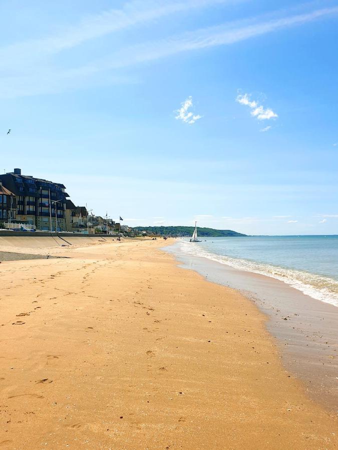 M2M Studio Magnifique Vue Mer - Avec Balcon - Les Pieds Dans L Eau! Blonville-sur-Mer Exteriör bild